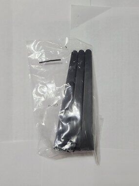 Set of 3 Black Plastic Hair Clips – New